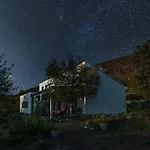 Oz - Obecana Zemlja Permaculture Homestead 블라카예