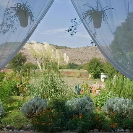 Domek letniskowy Oz - Obecana Zemlja Permaculture Homestead *